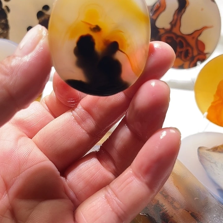 未镶嵌颈饰玛瑙/玉髓