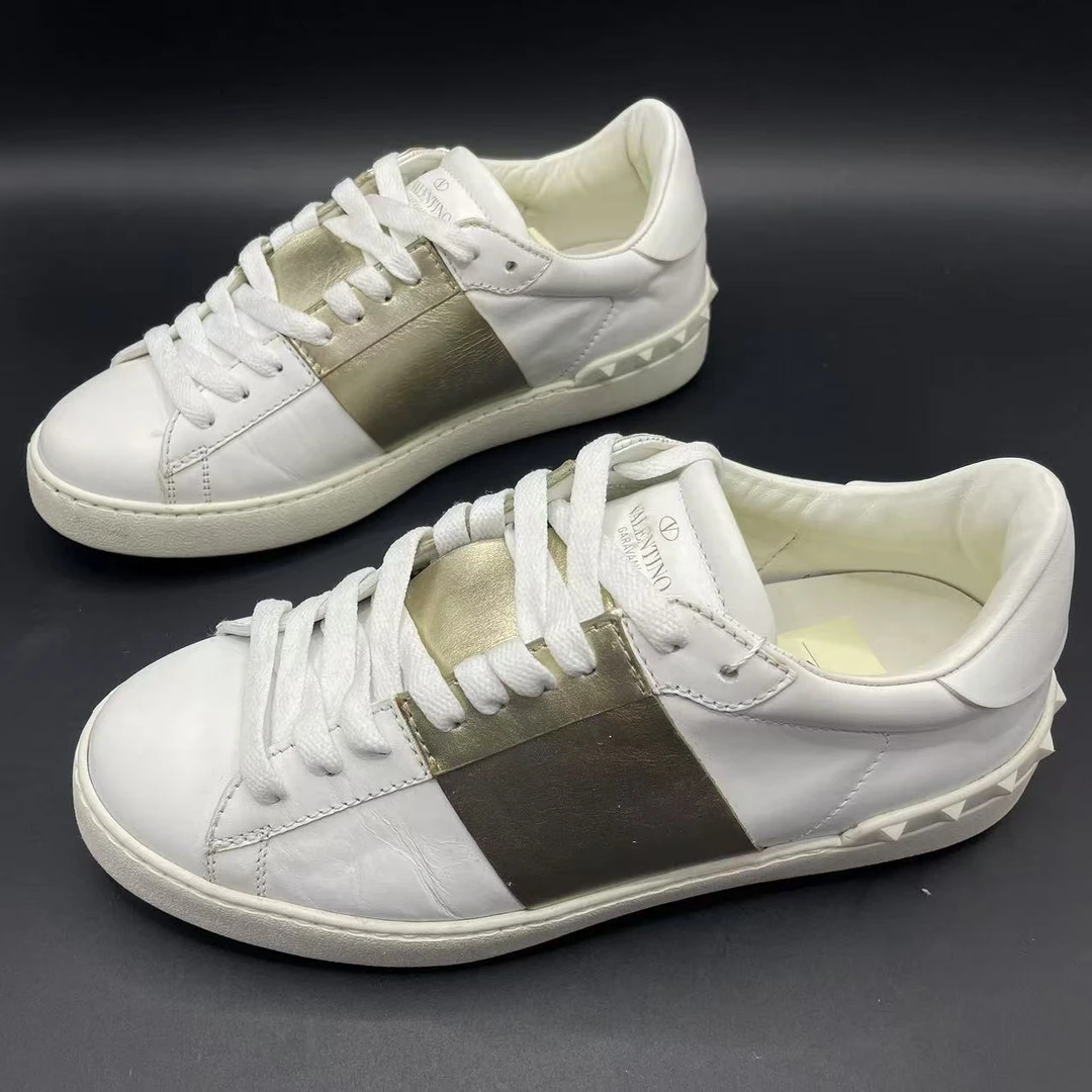 95新 Valentino/华伦天奴 【福利】男士白色板鞋40.5码 ca490t