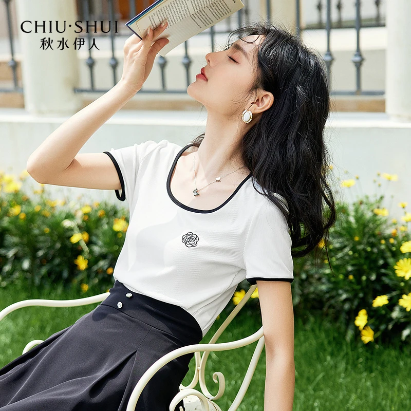 【艾美】秋水伊人夏新品撞色方领性感修身T恤女622204M502561