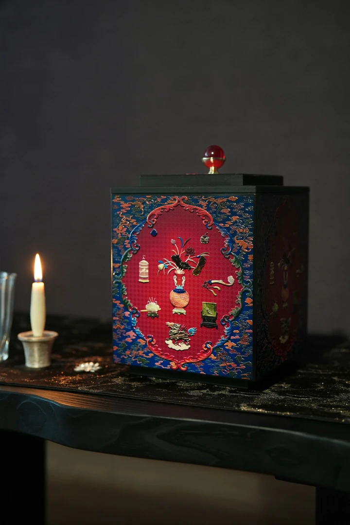 壹藏貳宝•国风原创宫灯奇珍百宝图收纳罐