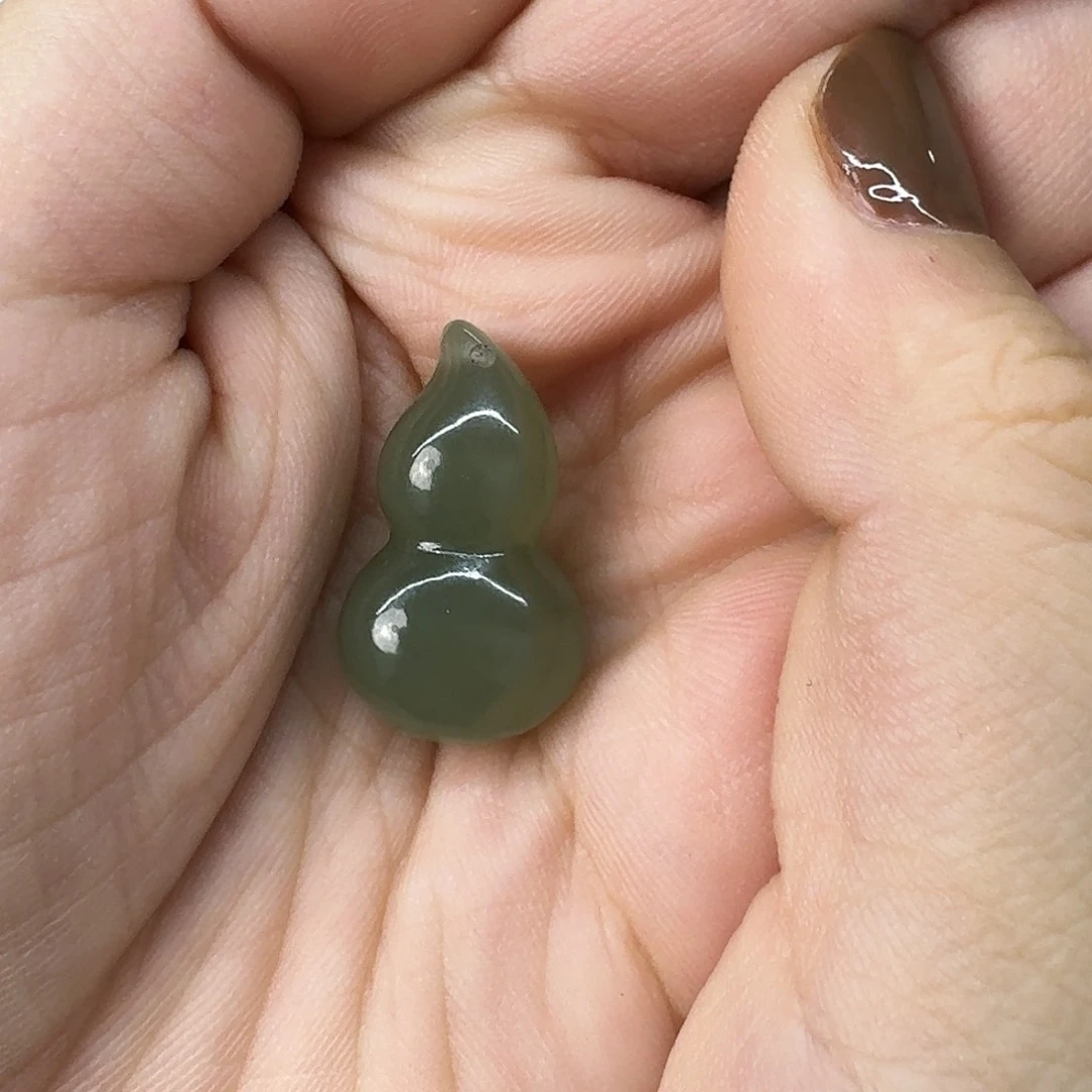 颈饰未镶嵌和田玉简****美