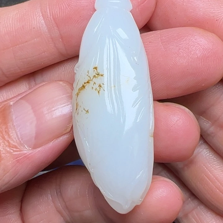 与***你未镶嵌和田玉挂件