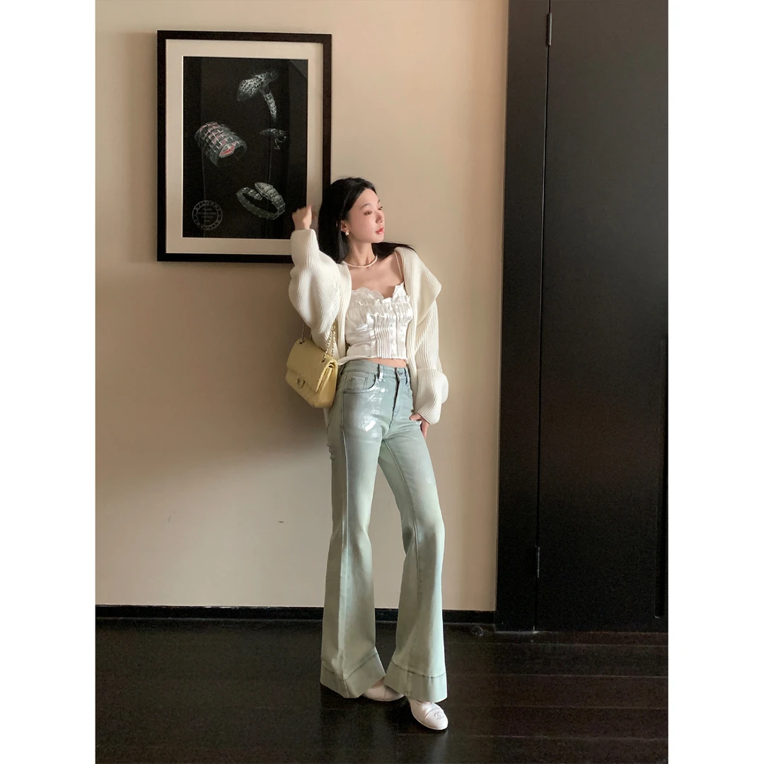 区区欧阳 微喇牛仔裤女春季高腰显瘦喇叭裤修身直筒长裤复古裤子