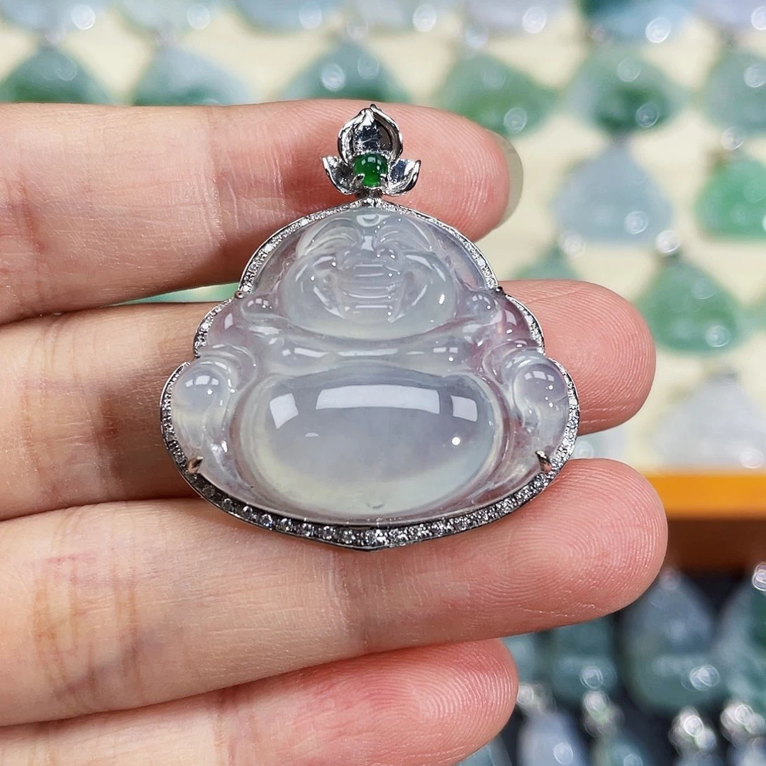 翡翠18K金镶嵌颈饰吊坠