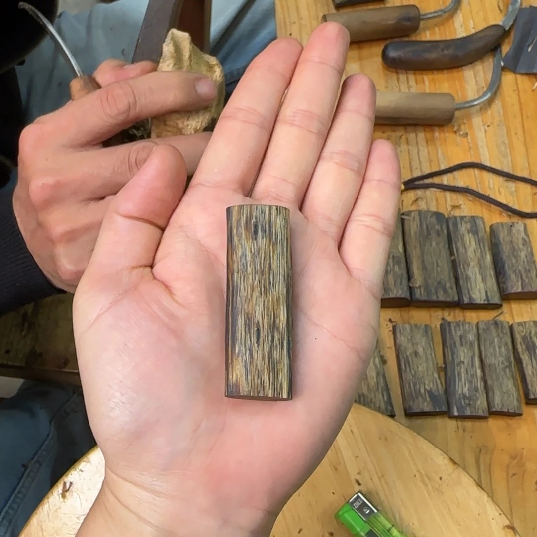 沉香吊坠素牌白奇6.9克