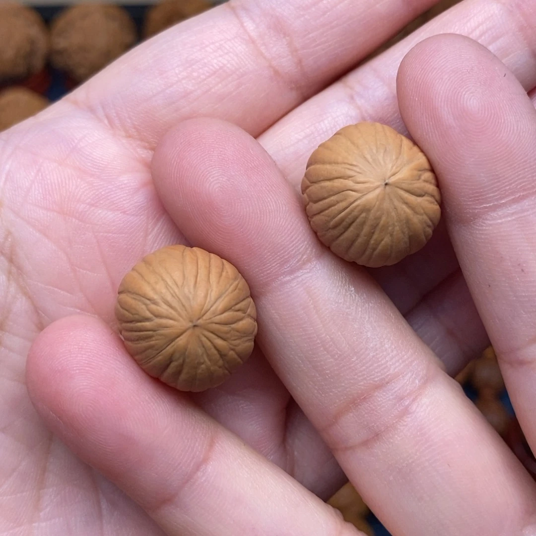 文玩核桃把件手捻猴头南瓜墩