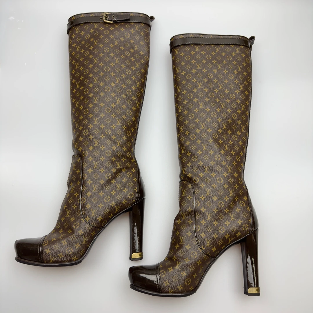 99新 LouisVuitton/路易威登 时尚老花满印 高筒靴 37码/3252