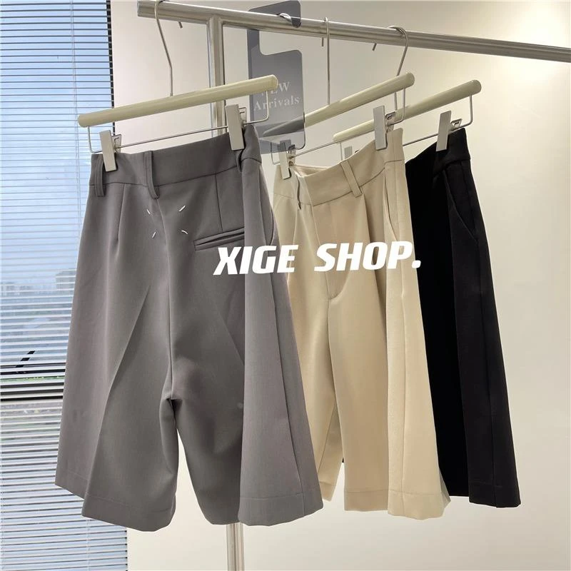 特大码300斤港风复古西装短裤女设计感百搭显瘦高腰阔腿五分裤夏