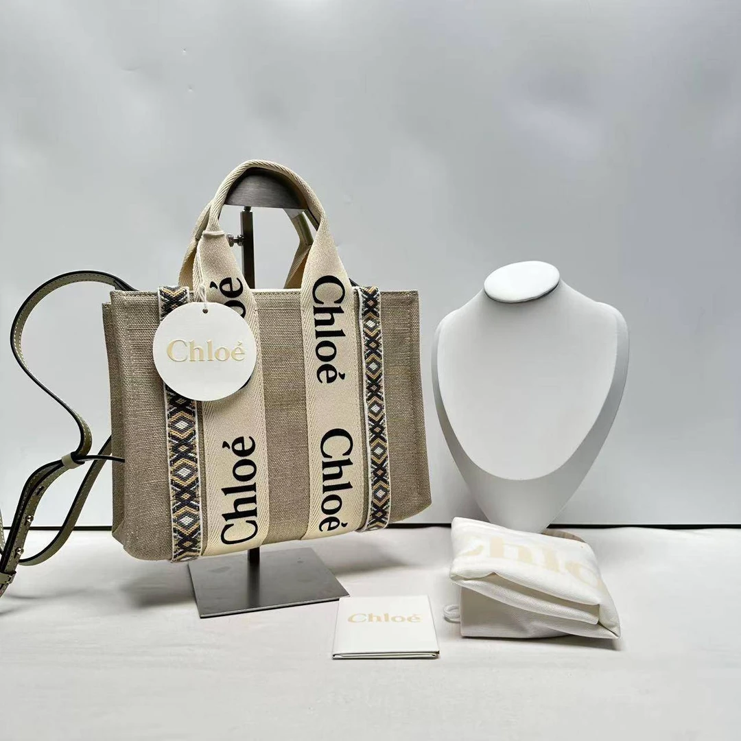 胖虎佳佳/蔻依/99新/公价0/箱包/斜挎包/31B2501200273