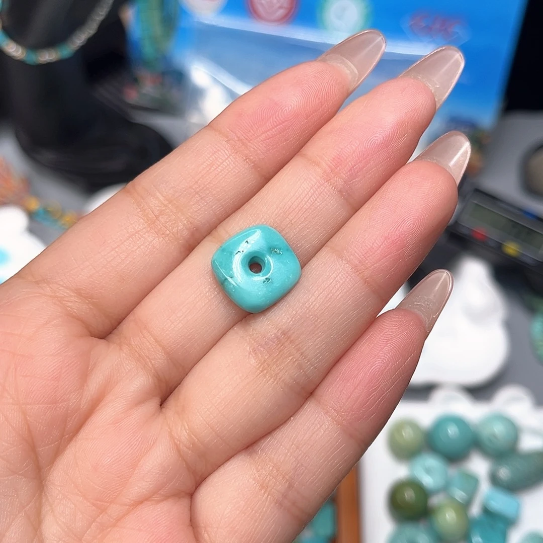 绿松石未镶嵌珠宝半成品