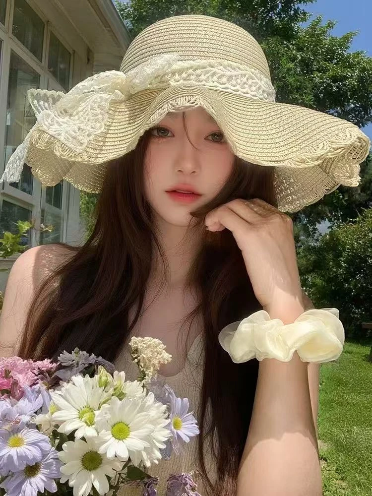 防晒遮阳拍照大草帽一顶