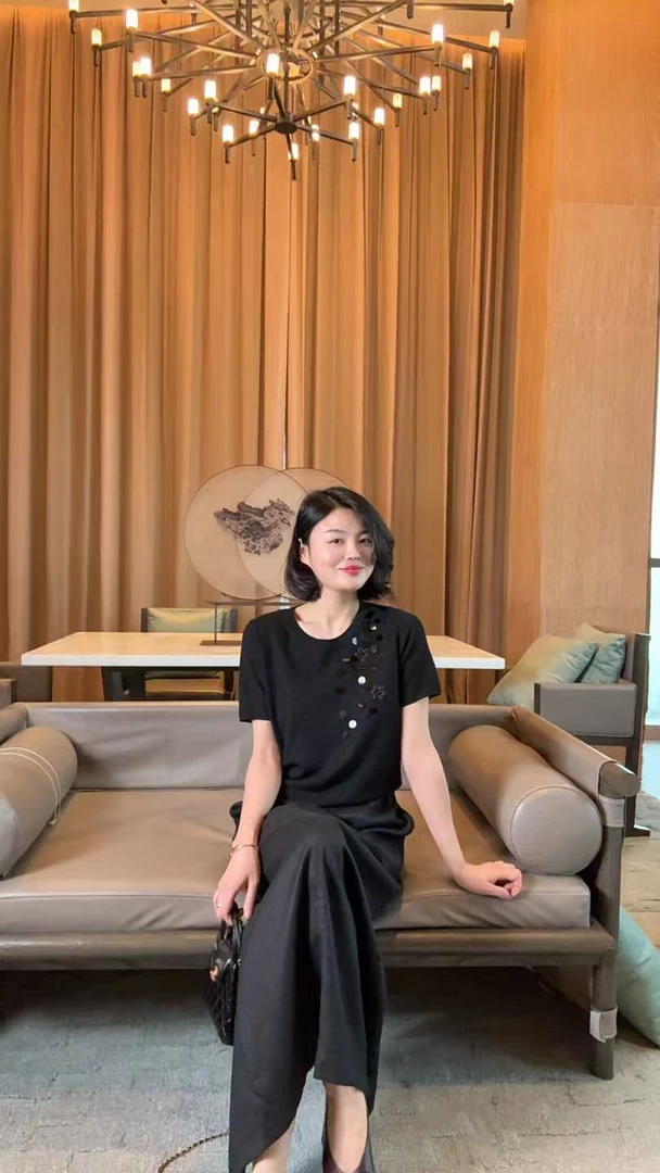 TANTAN显瘦女士简约修身百搭T恤1100