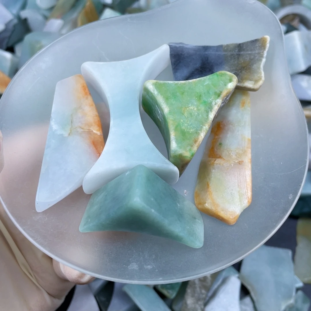 翡翠颈饰未镶嵌℡****.翡翠4