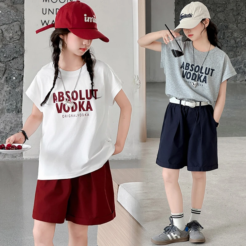 女童夏季短袖套装新款洋气时髦青少年宽松字母T休闲五分裤两件套