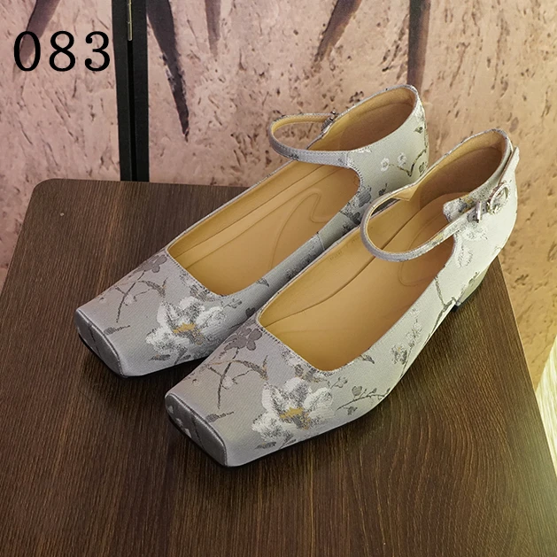 [枫林婉]平头粗跟小鸟布金银花色女鞋