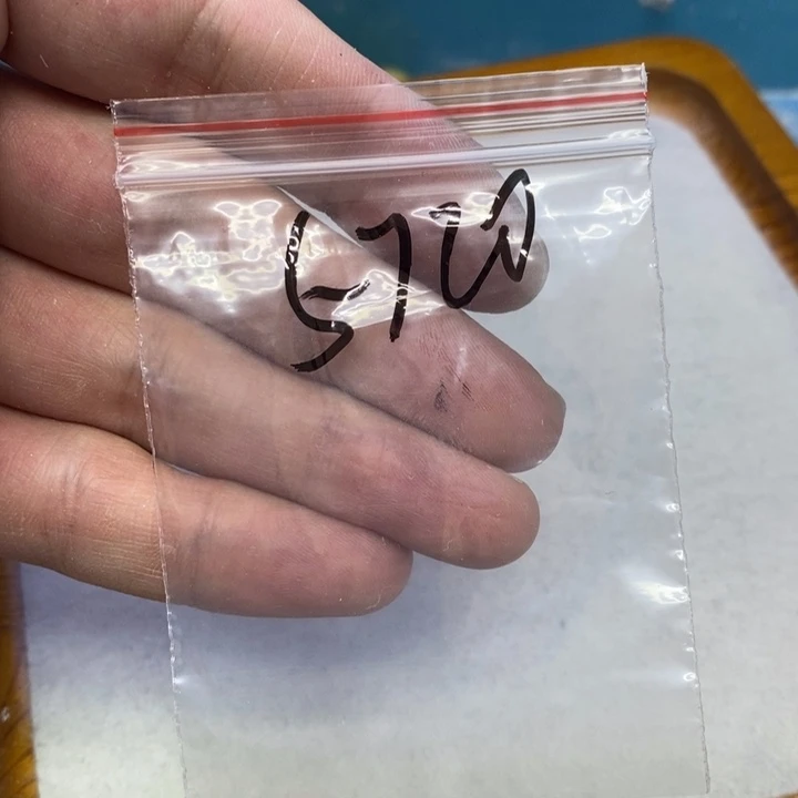 蜜蜡裸石未镶嵌点多样性发货