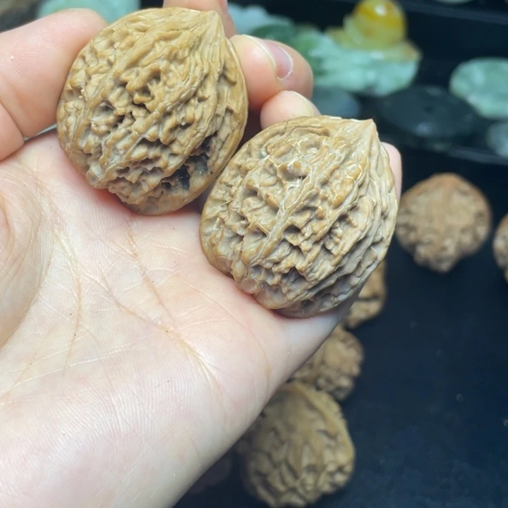 文玩核桃吊坠秦公子35