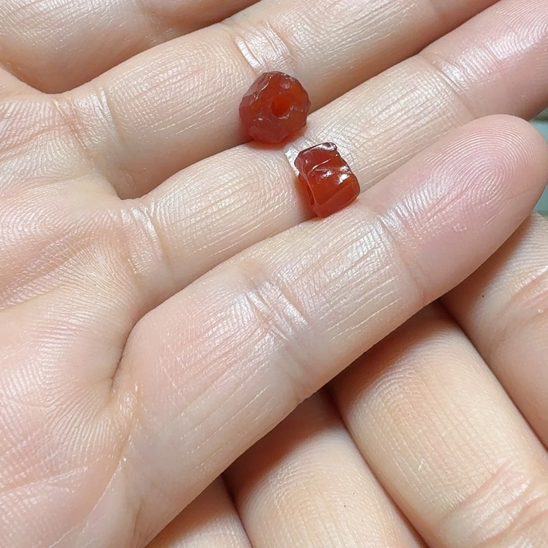 玛瑙/玉髓未镶嵌耳钉