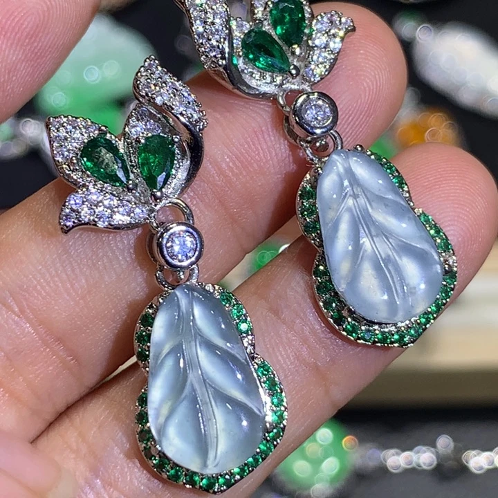 翡翠未镶嵌耳饰翡翠