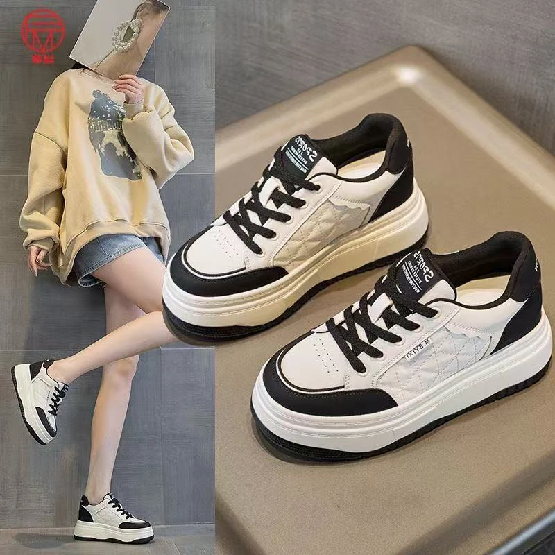 【8885】爆款英伦风板鞋女2024新款百搭厚底面包运动鞋系带