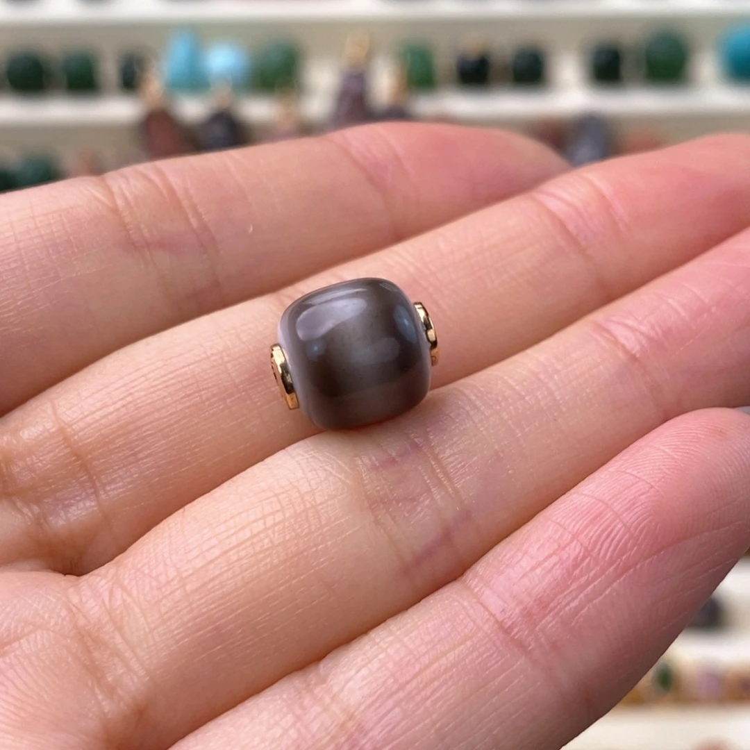 商***V玛瑙/玉髓18K金镶嵌颈饰