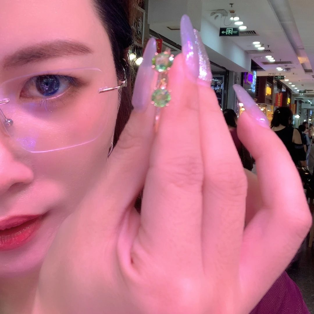 碧玺戒指18K金镶嵌1克拉