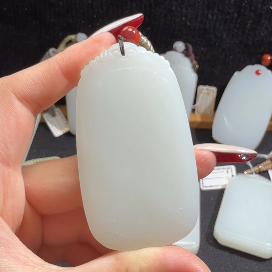 未镶嵌和田玉挂件