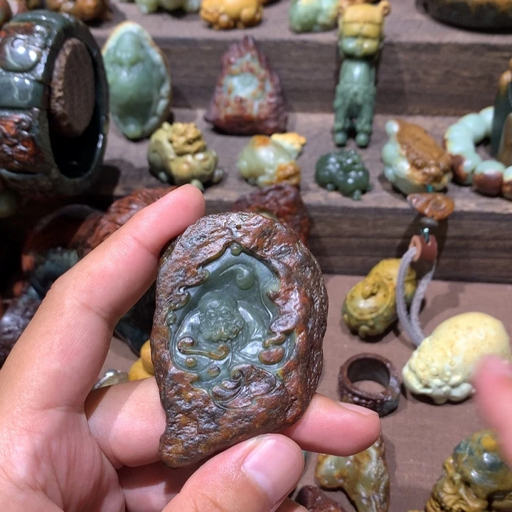 岫岩河磨玉（透闪石质玉）未镶嵌挂件玺*你