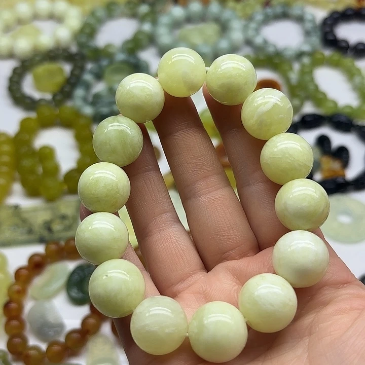 蛇纹石玉手串未镶嵌