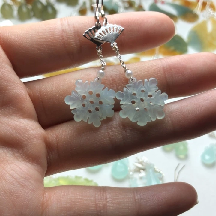 蛇纹石玉耳饰未镶嵌美*王