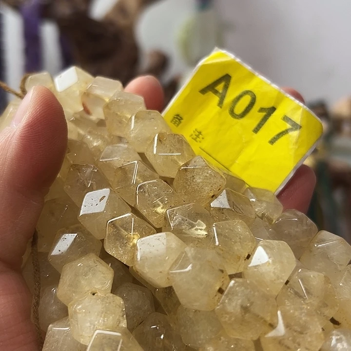 K***丫玛瑙/玉髓未镶嵌颈饰