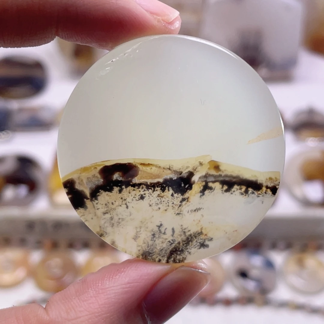 玛瑙/玉髓未镶嵌珠宝奇石