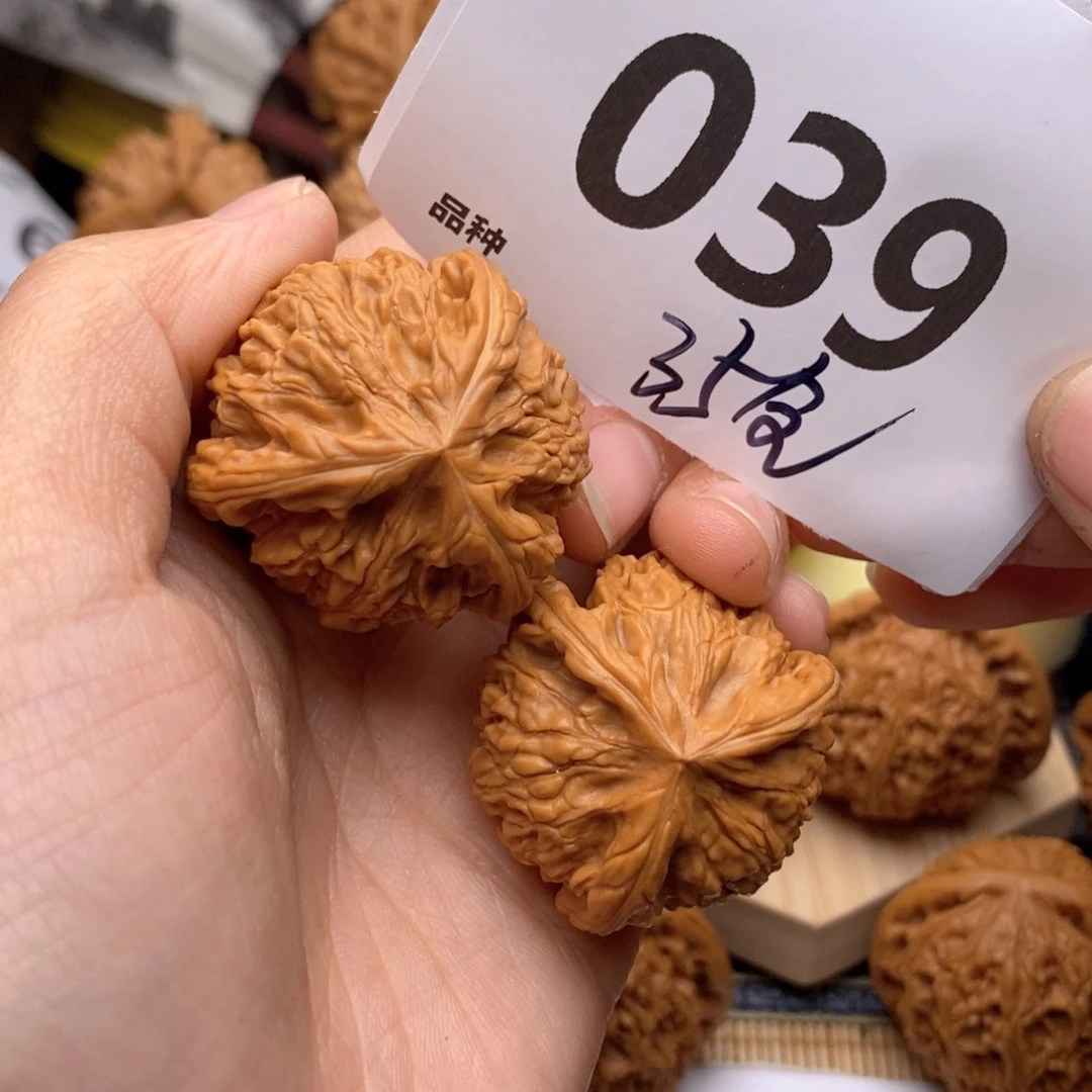 文玩核桃把件039高35全