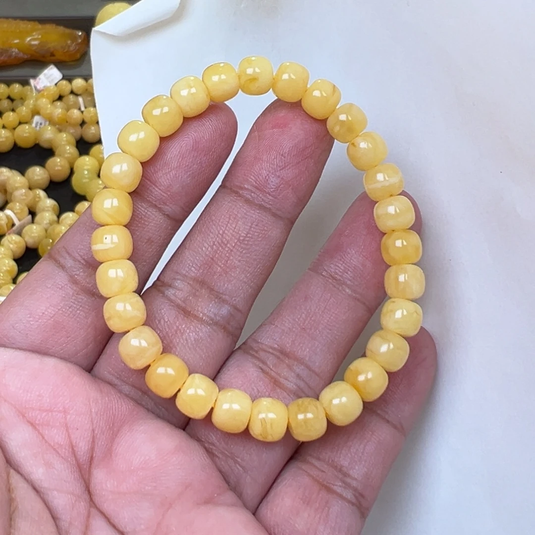 M****蜜蜡未镶嵌裸石7加7克