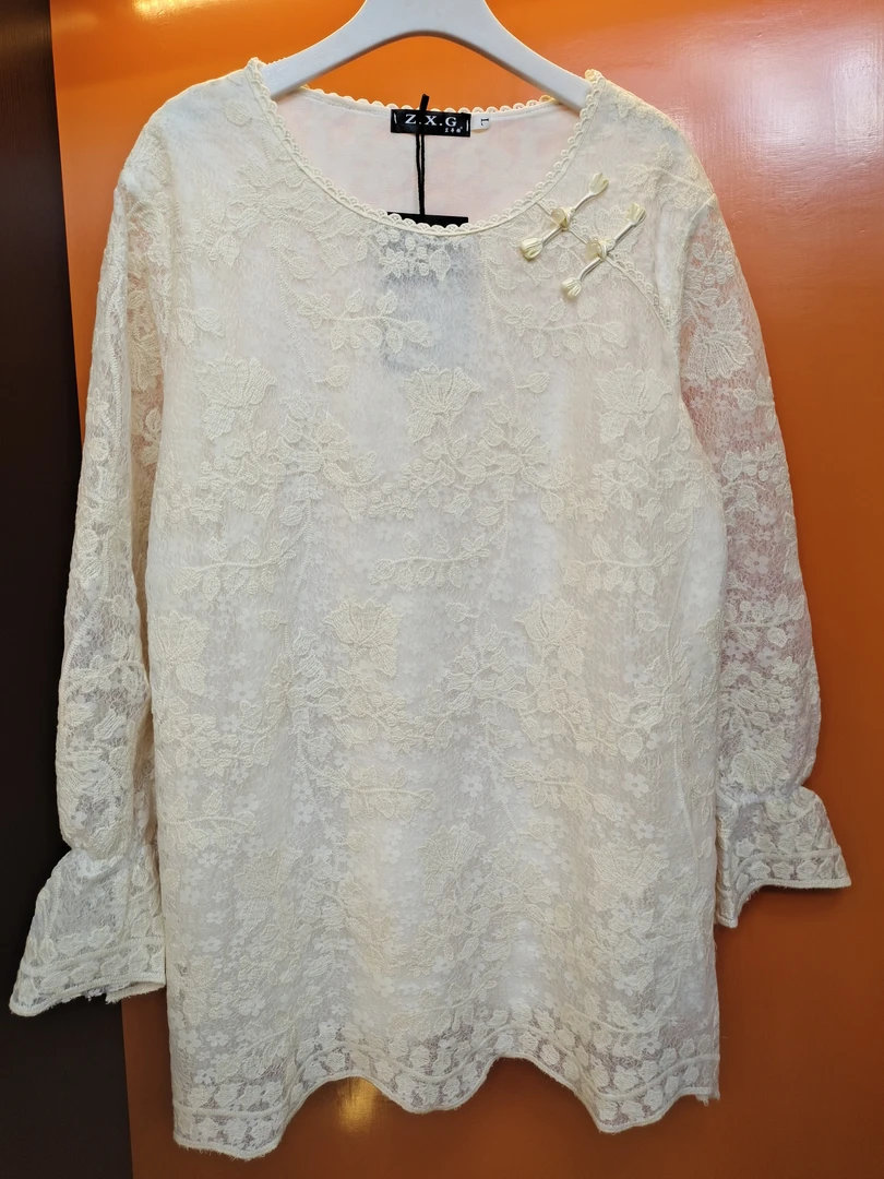 2025新款2613#时尚气质蕾丝衫盘扣圆领花边长袖百搭镂空打底