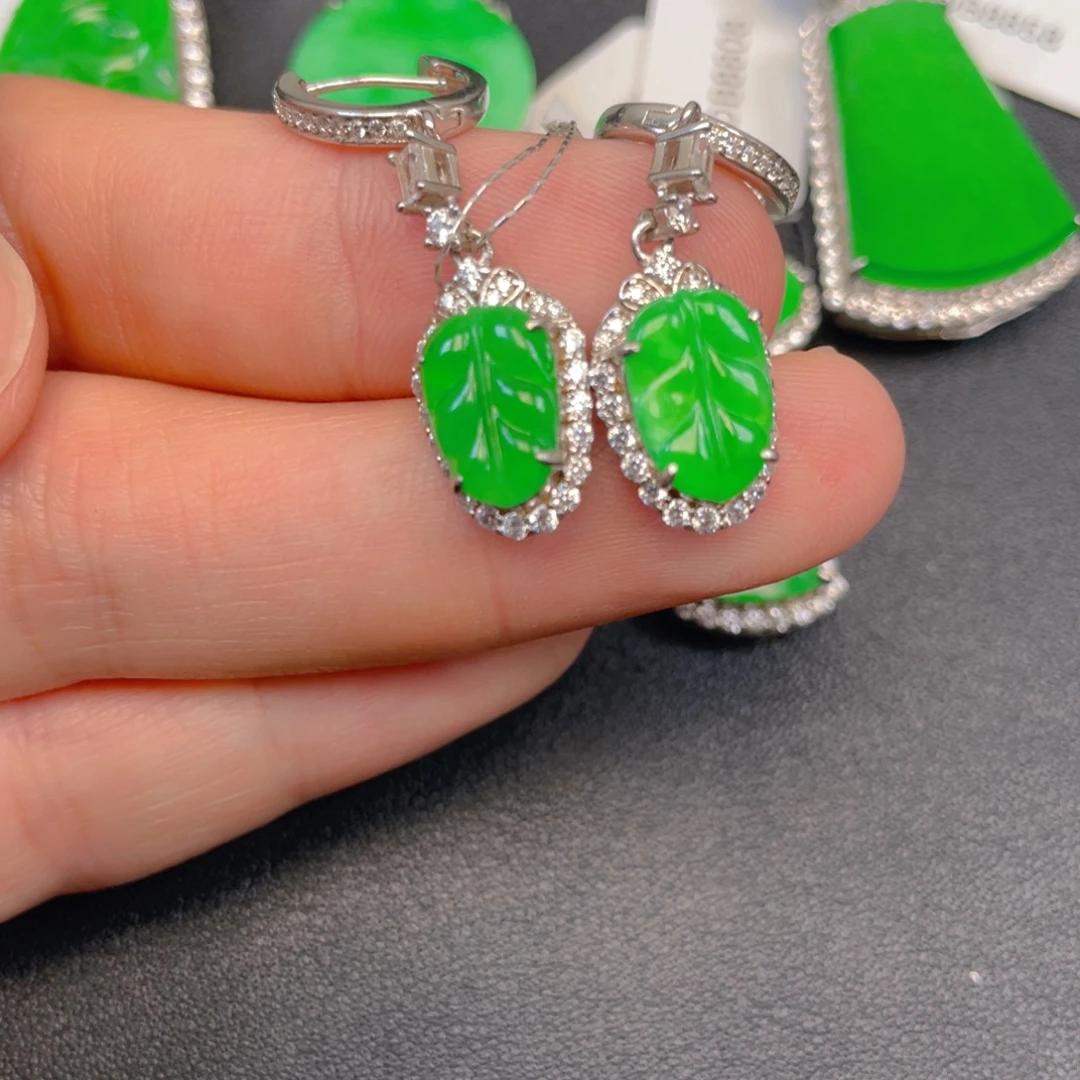 吊坠(不含链)银S925镶嵌翡翠