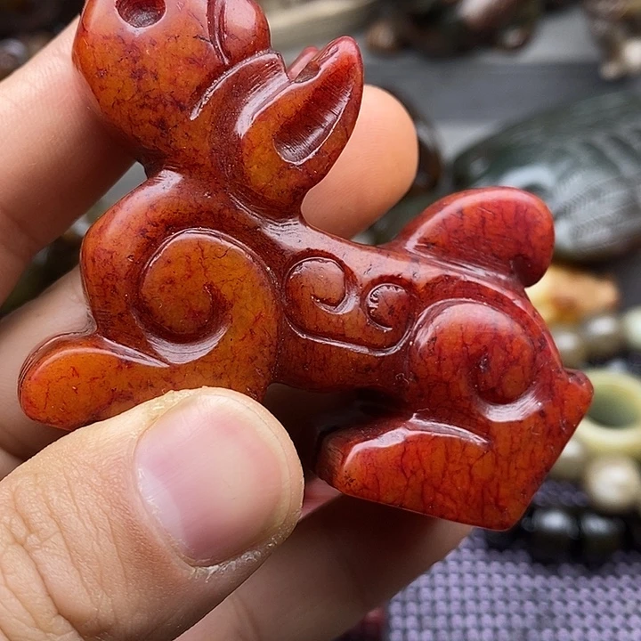 未镶嵌蛇纹石玉颈饰