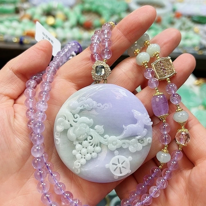 翡翠颈饰未镶嵌吊坠