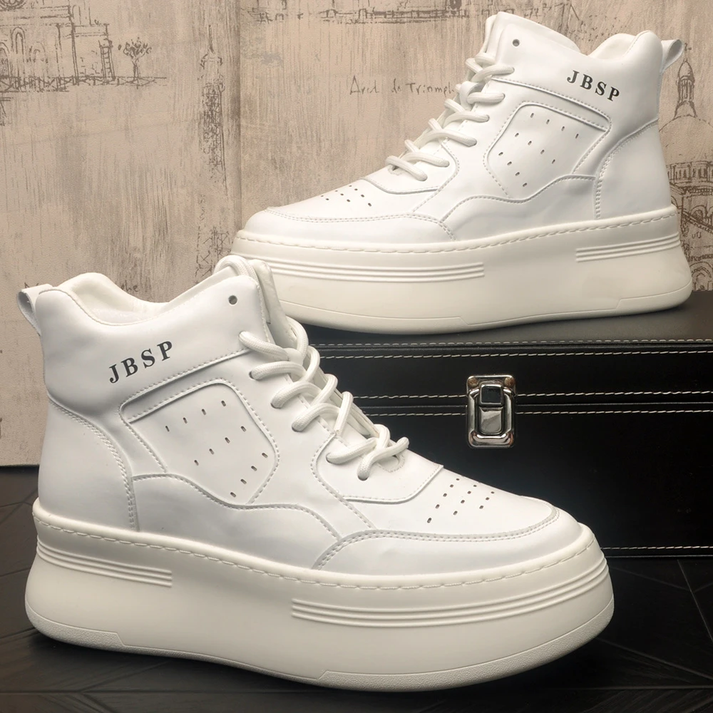 运动休闲板鞋透气纯色高帮男士短靴百搭厚底增高青春潮流小白靴子