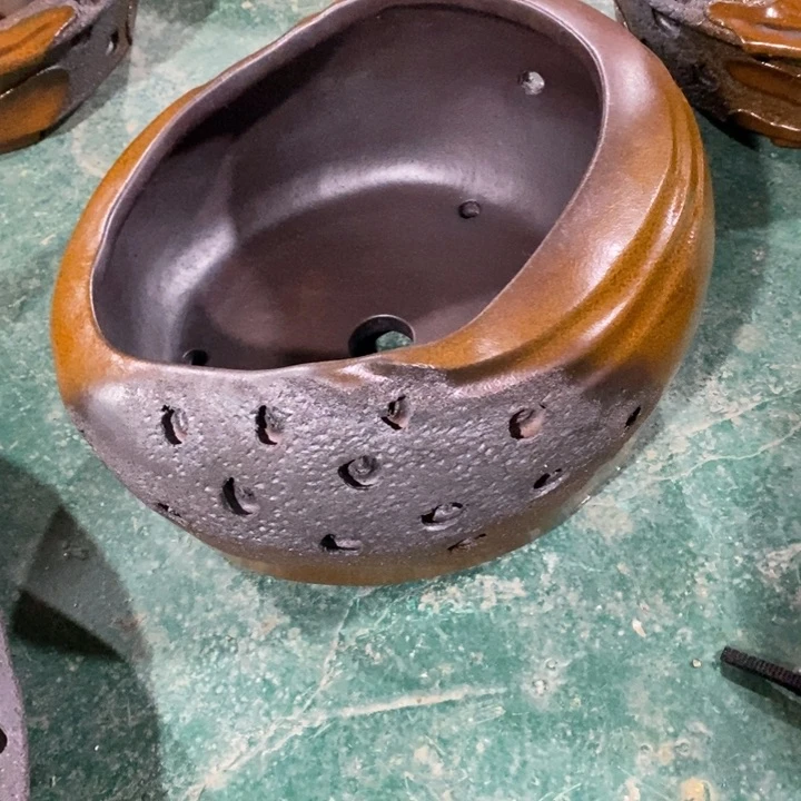 何**荷大何紫砂花盆