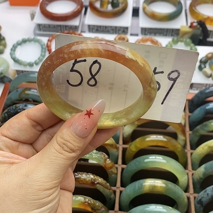 蛇纹石玉手镯合金