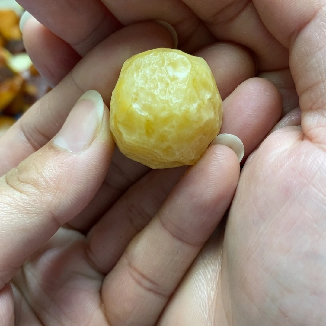 定制琥珀定制蜜蜡未镶嵌传世琥珀蜜蜡原石定制