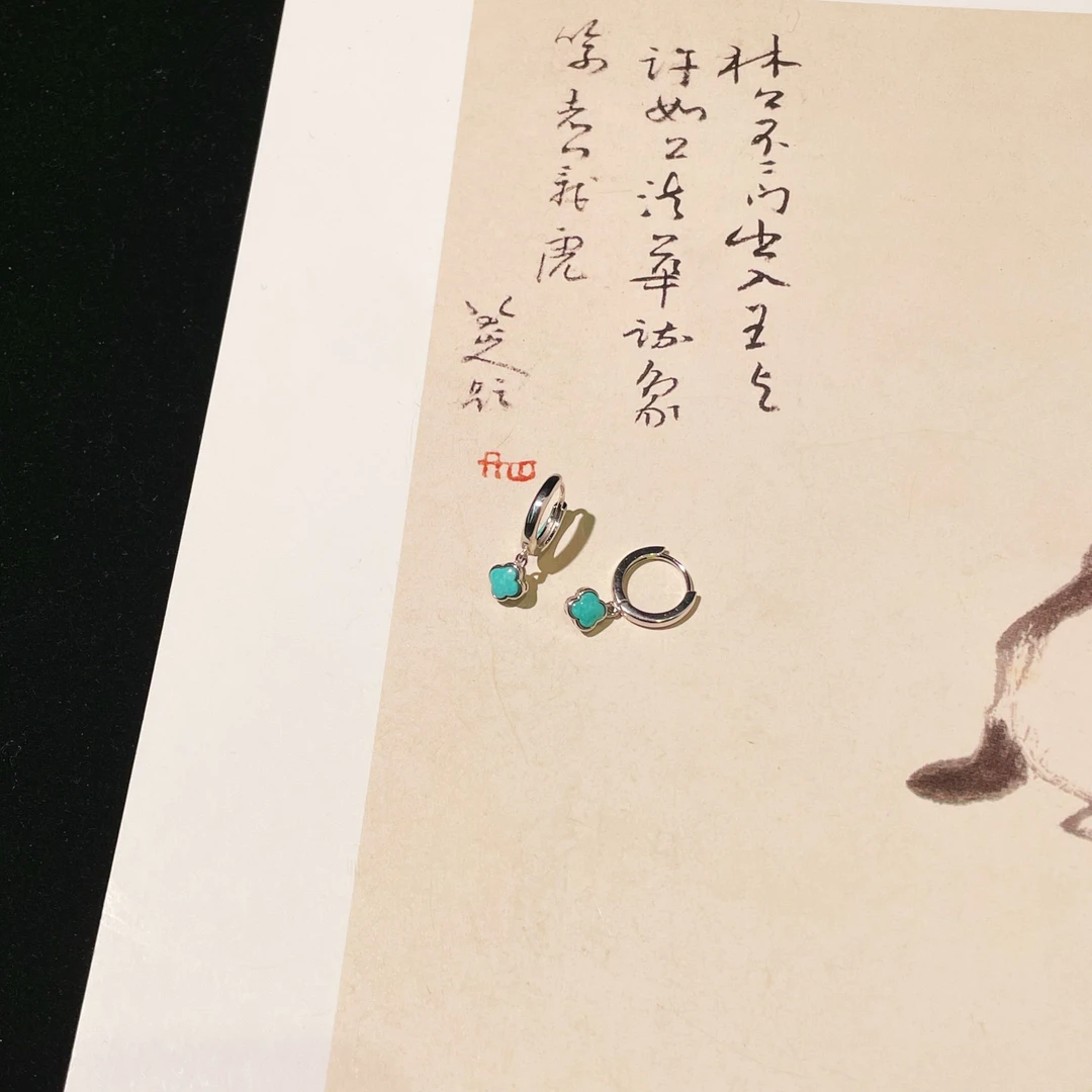 【云上雅岚】幽蓝丨C48723-s925四叶草绿松耳钩-6*3mm-多样性发一件