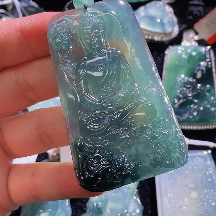 翡翠颈饰未镶嵌57，