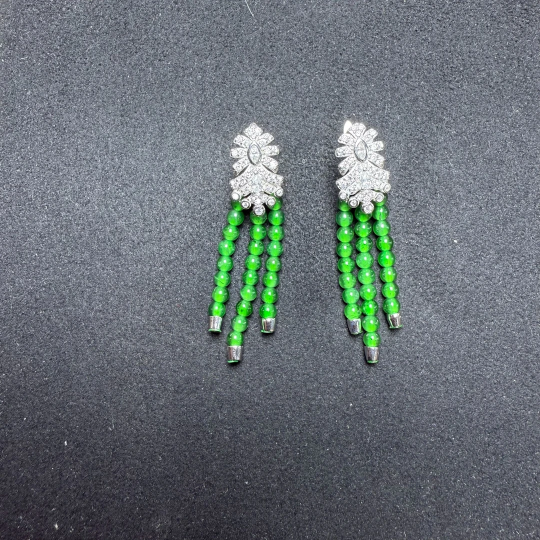 天然A货翡翠小米珠耳坠轻奢时尚