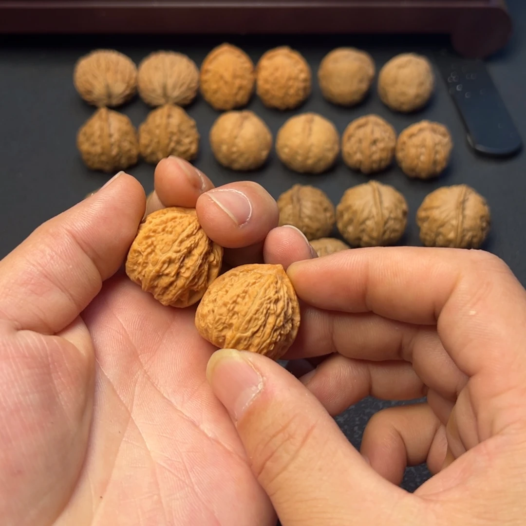 文玩核桃把件小南疆