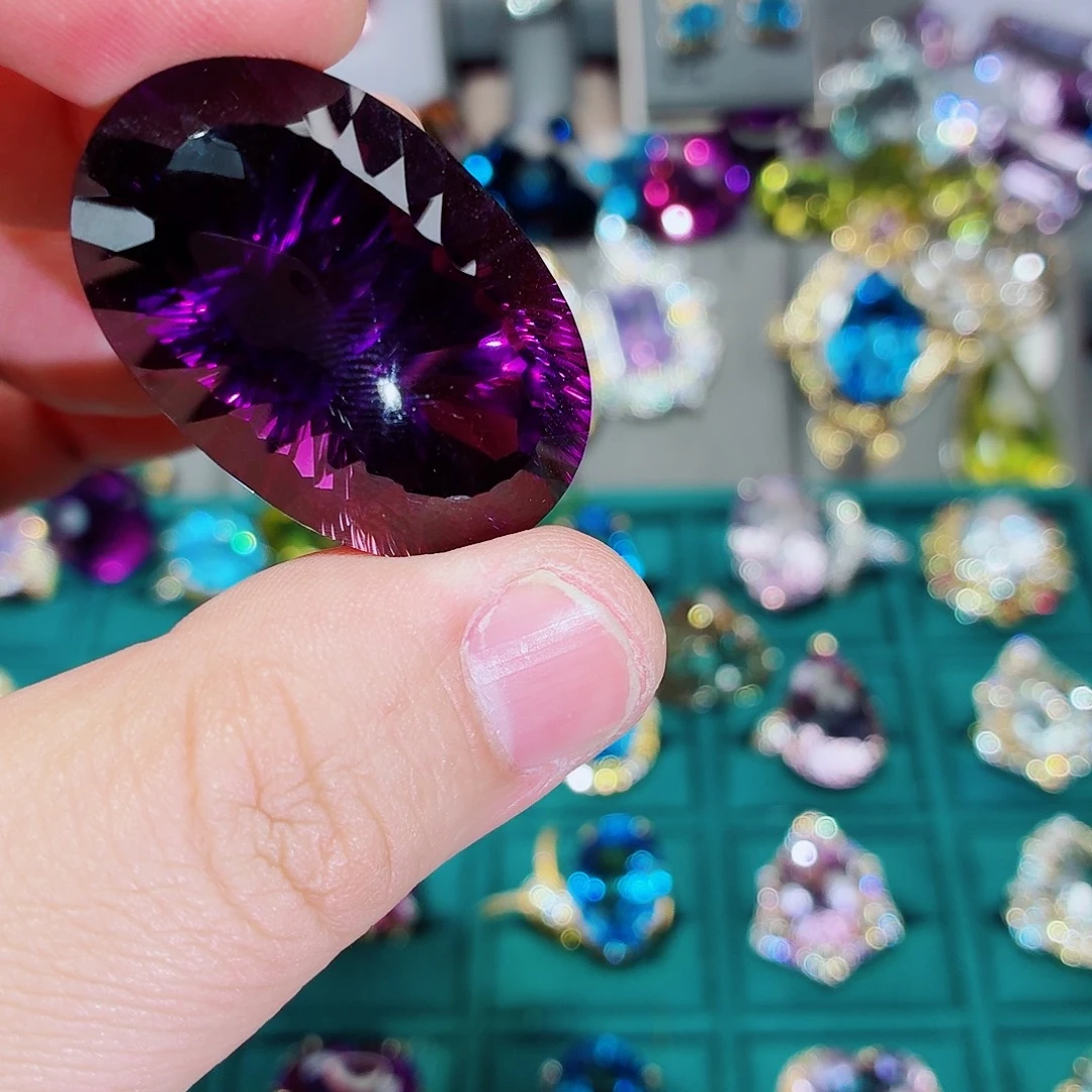 小***子未镶嵌颈饰紫晶椭圆形