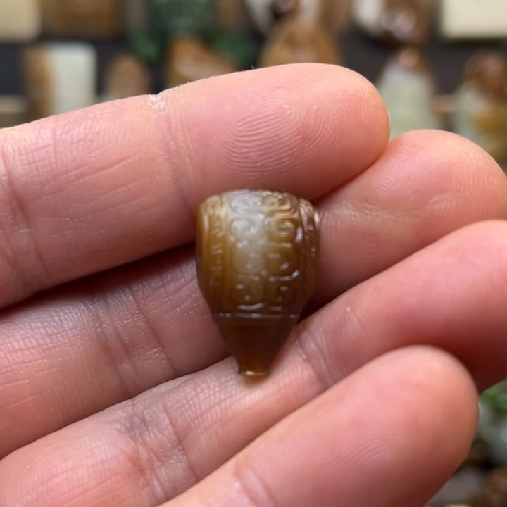 和田玉（糖玉）颈饰未镶嵌雨*-定制