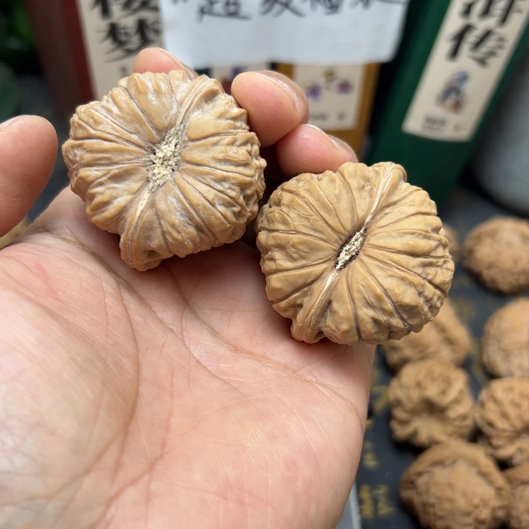 文玩核桃把件灬****灬45南瓜墩狮子头