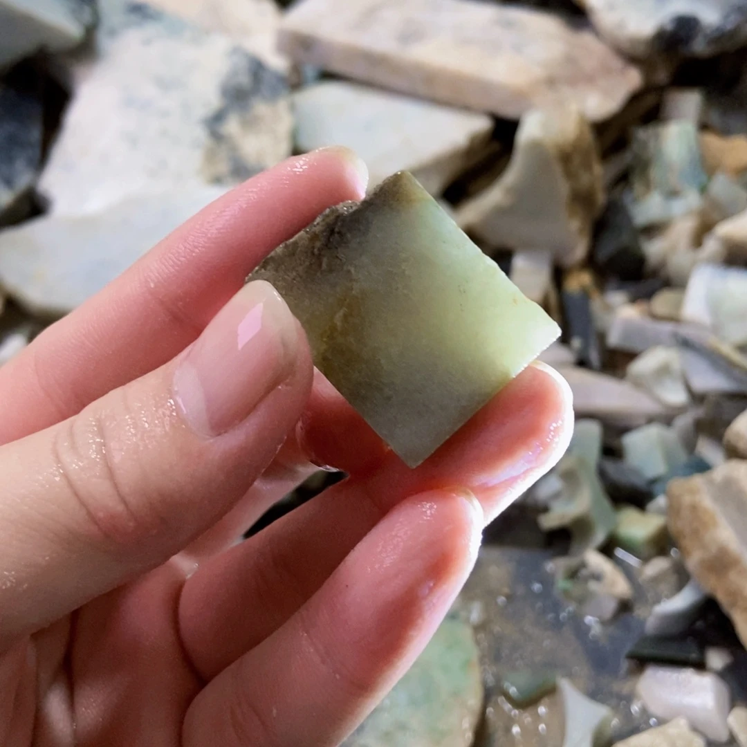 翡翠未镶嵌颈饰天然翡翠